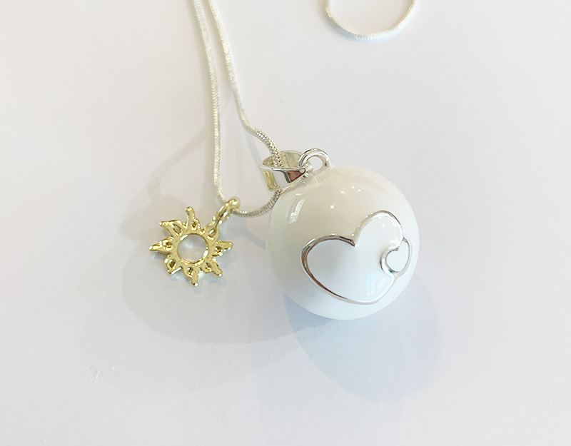 sun pendant gold necklace with harmony ball gloss white